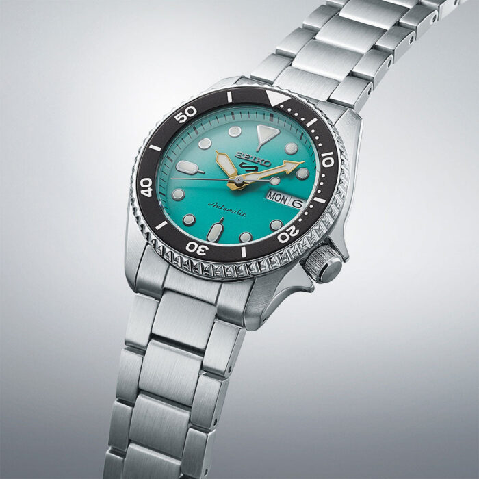Seiko 5 Sports SKX Midi Automatic Teal Dial Silver Steel Strap Watch For Men - SRPK33K1 - Image 2